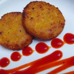 A picture of Potato Tikki.