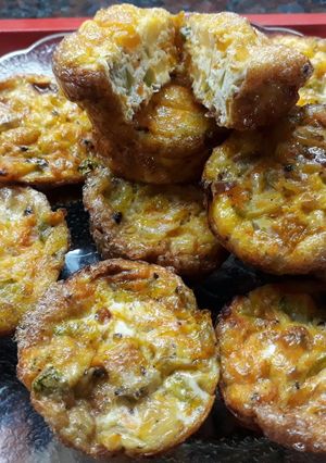 Una foto de Muffins de huevo y verdura, sin harina