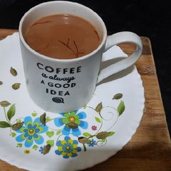 A picture of Saffron tea.