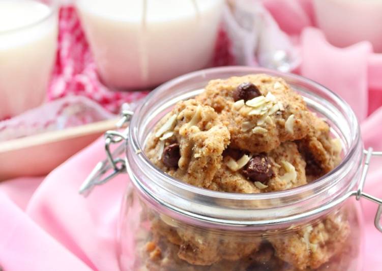 Chocolate chip cookie 🍪