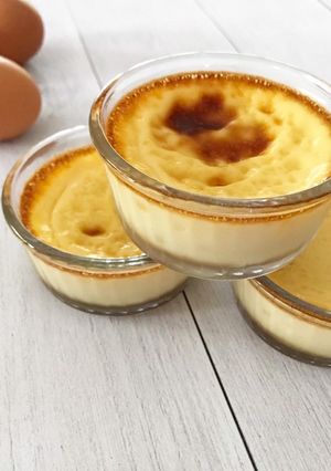 A picture of Egg Custard.