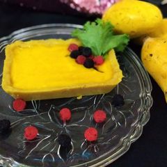 Mango bar cheese cake A picture of Mango bar cheese cake.