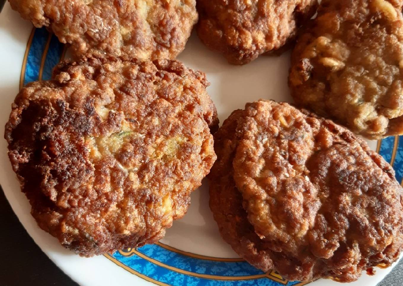 Hamburguesa de carne con calabacín y harina de garbanzo jugosa