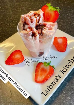 A picture of Strawberry Rolled Ice Cream:.