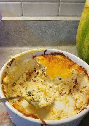 A picture of The best hot and spicy cheese dip.