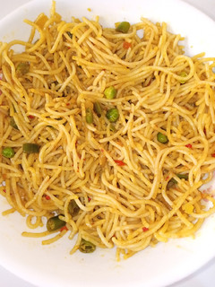 A picture of Fried spaghetti.