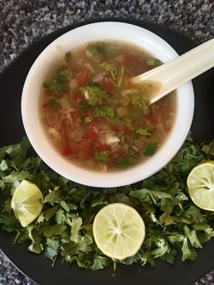 લેમન કોરીએન્ડર સૂપ (Lemon Coriander Soup Recipe In Gujarati) રેસીપી મુખ્ય ફોટો