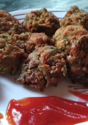 A picture of Palak pakoda.