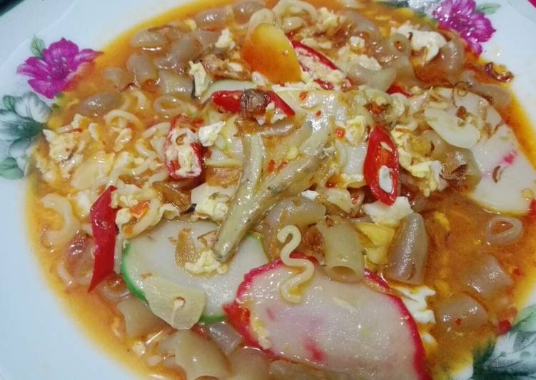Bagaimana Menyiapkan Seblak pelakor malem jum&#39;at Anti Gagal