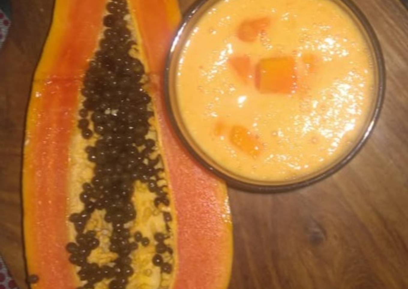 Papaya lassi