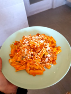 Foto principal de Pasta de Centeno con carne picada y verduras