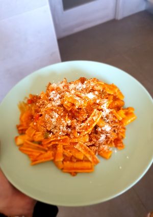 Foto principal de Pasta de Centeno con carne picada y verduras