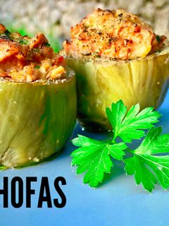 Una foto de Alcachofas Rellenas de Carne Receta Fácil