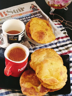 A picture of Crispy masala Puri.