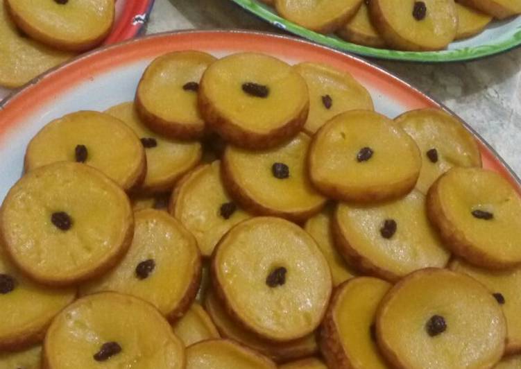 Proses Membuat Kue Lumpur Waluh, Enak