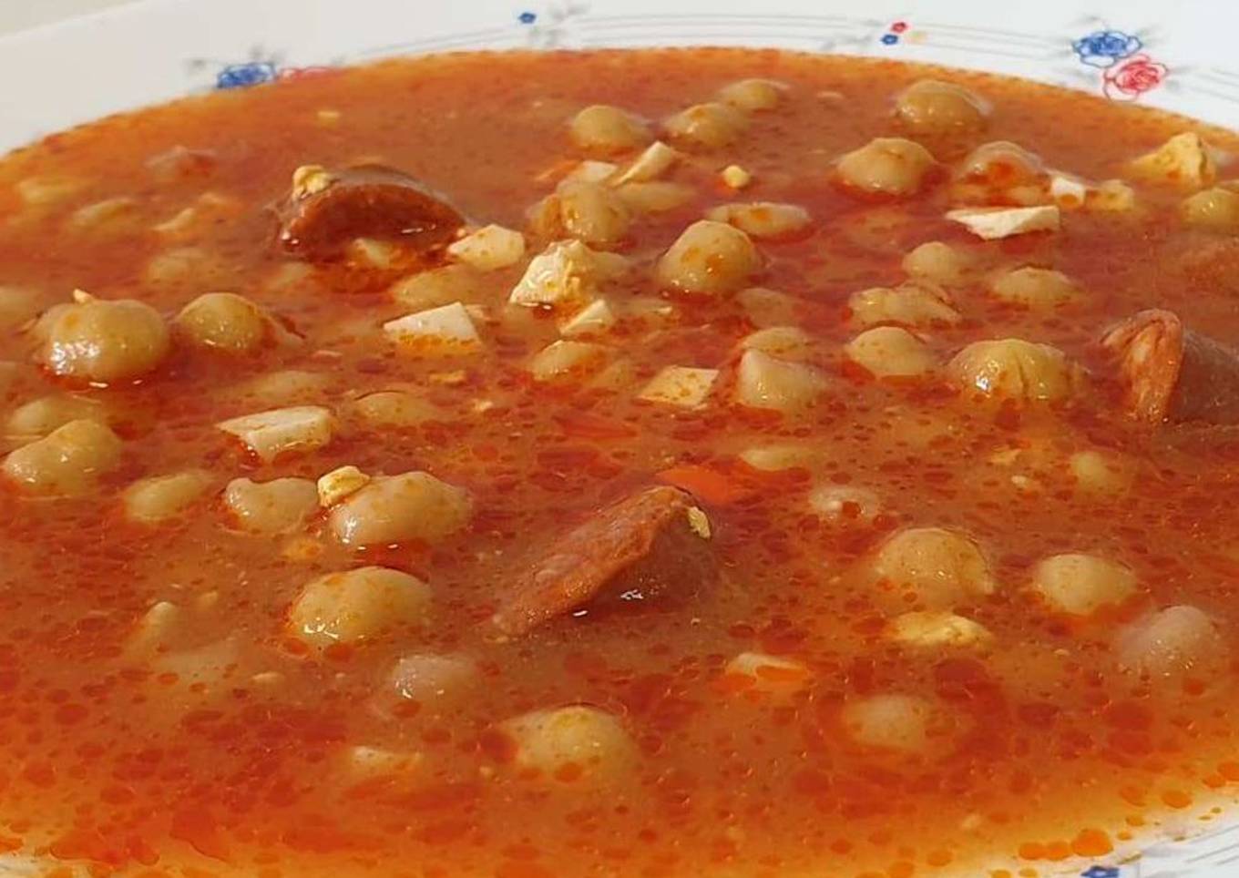 Garbanzos con Chorizo