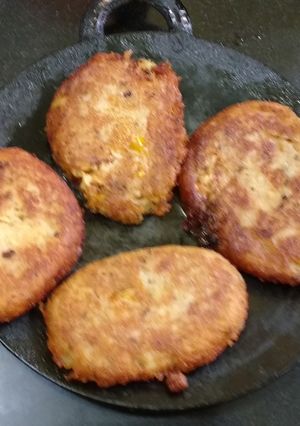 A picture of Croquettes With Leftover Spaghetti Filling.