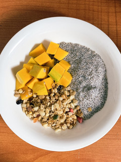 Hình của món Giảm cân - eat clean: Hạt chia trái cây granola.