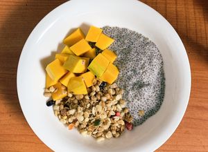 Hình của món Giảm cân - eat clean: Hạt chia trái cây granola.