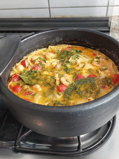 Una foto de Moqueca de Pescado y Gambas