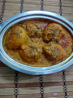 காஷ்மீர்தம்ஆலூ (Kashmir Dum aloo Recipe in Tamil) செய்முறை முக்கிய புகைப்படம்
