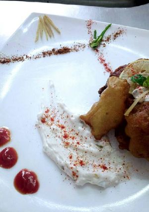 A picture of Fish Fry with Mayonnaise.