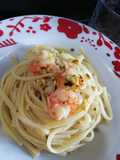 Linguine al limone con gamberi e pistacchi