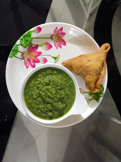 આમળા ની ચટણી(Amla Chutney Recipe in Gujarati) રેસીપી મુખ્ય ફોટો