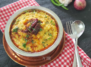 A picture of Restaurant Style Dal-Khichdi.