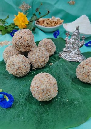 A picture of Healthy wealthy Coco dryfruit ladoo.