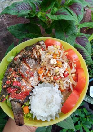 Foto resep BEKAL DIET (Mujair Bakar Kemangi + Oseng Cambah Wortel Tahu)