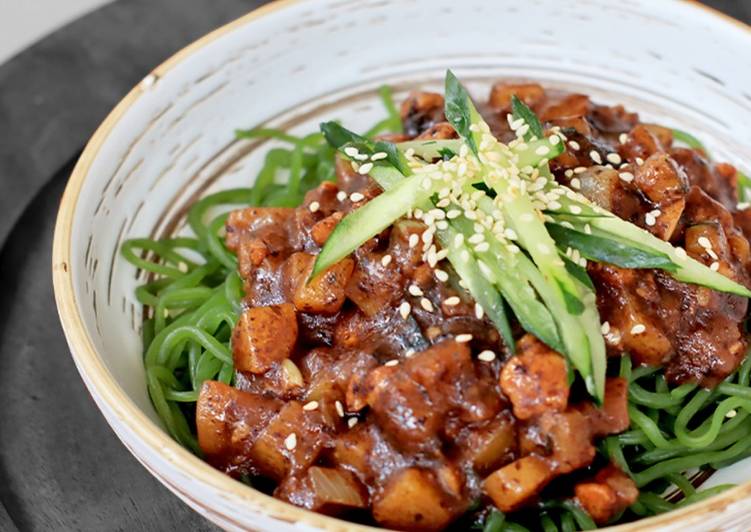 Resep Jjajangmyeon yang Sempurna