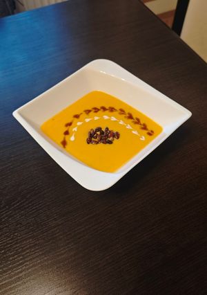Narancsos sütőtök krémleves recept fotója