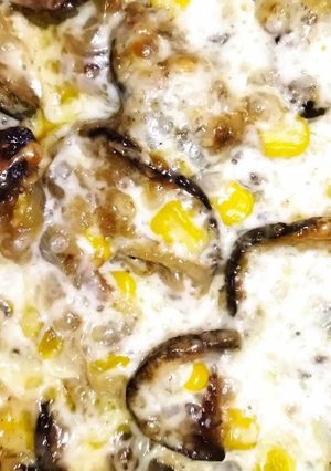 Sajtos-kukoricás sült cukkini recept fotója