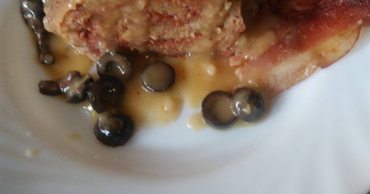 Lomo relleno con salsa de aceitunas de las celebraciones de mi madre Receta  de Vicky- Cookpad