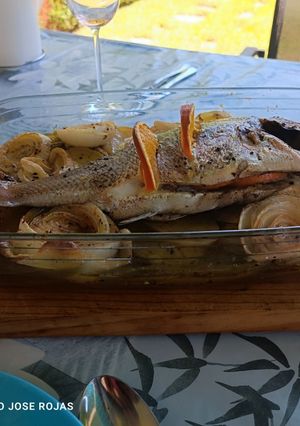Una foto de Urta o Pargo al horno