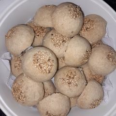 A picture of Gireba(Hausa local cookies).