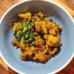 A picture of Gobhi dulma.