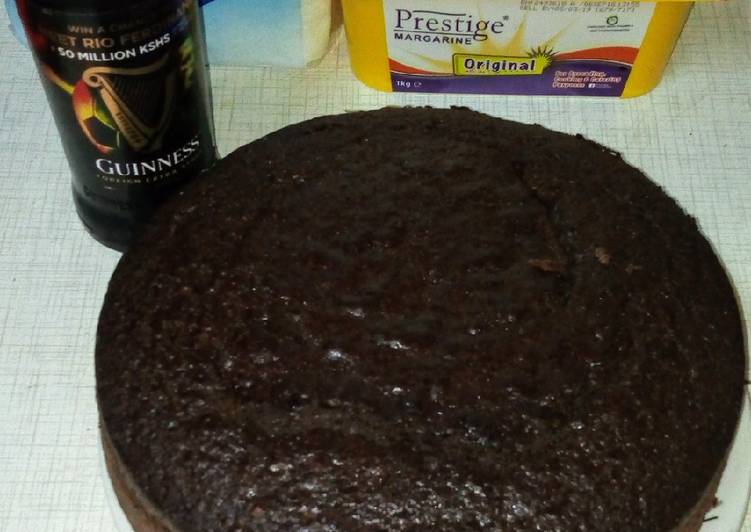 How to Prepare Quick Chocolate guiness cake