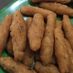 Semolina crispy fingers A picture of Semolina crispy fingers.