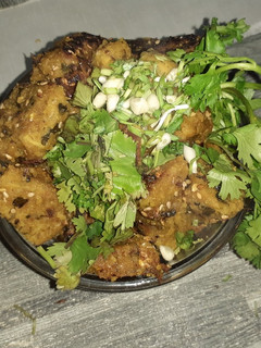 દૂધી મેથી પાલક ના મુઠીયા (Dudhi Methi Palak Muthia Recipe In Gujarati) રેસીપી મુખ્ય ફોટો