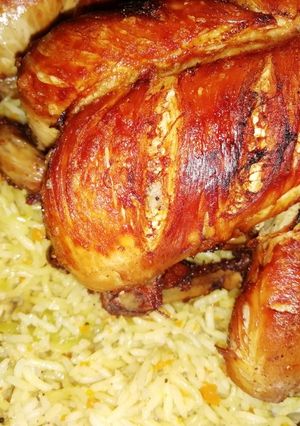 صورة لوصفة رز مع الدجاج والاندومي