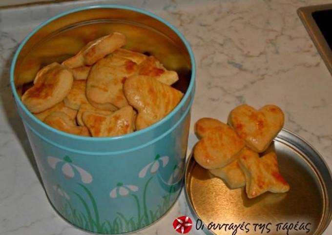 κύρια φωτογραφία συνταγής Βουτυρένια πασχαλινά μπισκότα