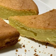 A picture of Basic cake.