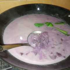 A picture of Kolak Ubi ungu💜.