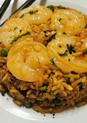 Fokhagymás királyrák pirított zöldséges-tojásos rizzsel recept fotója