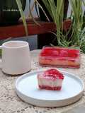 Puding Strawberry Cheesecake