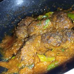 A picture of Gola kabab Masala.