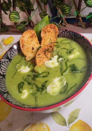 Zelleres medvehagyma krémleves recept fotója