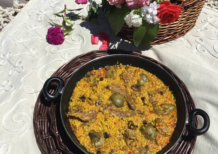 Arroz con conejo y setas